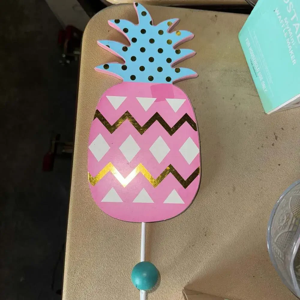 Pineapple Decorative Wall Hook with Gold Geometric Design